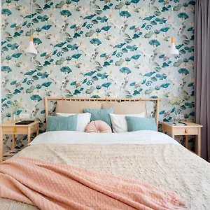 Enjoy Downtown Boutique #13 By Goodnite Cz Apartment
